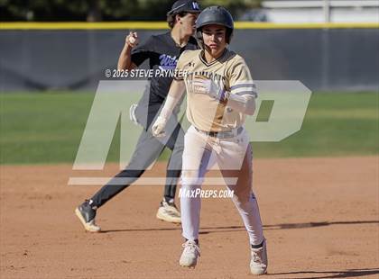Thumbnail 2 in Willow Canyon vs. Yuma Catholic photogallery.