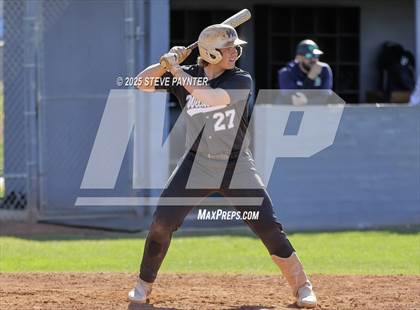 Thumbnail 3 in Willow Canyon vs. Yuma Catholic photogallery.