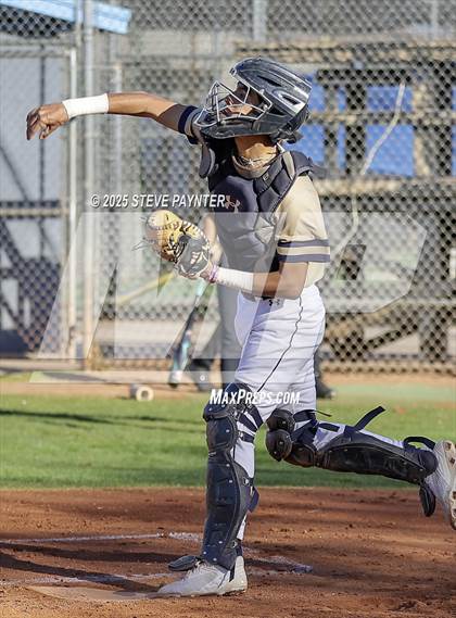 Thumbnail 3 in Willow Canyon vs. Yuma Catholic photogallery.