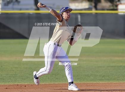 Thumbnail 1 in Willow Canyon vs. Yuma Catholic photogallery.