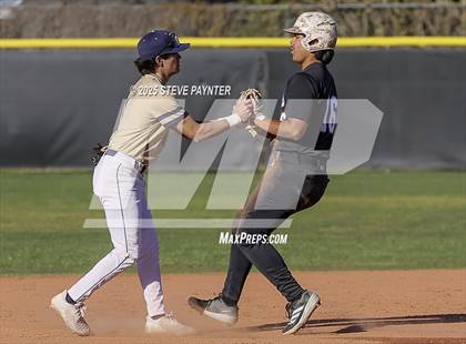 Thumbnail 2 in Willow Canyon vs. Yuma Catholic photogallery.
