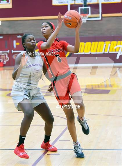 Thumbnail 2 in Life Center Academy vs. Lincoln Prep (Hamilton, Ontario) - (Nike Tournament of Champions) photogallery.