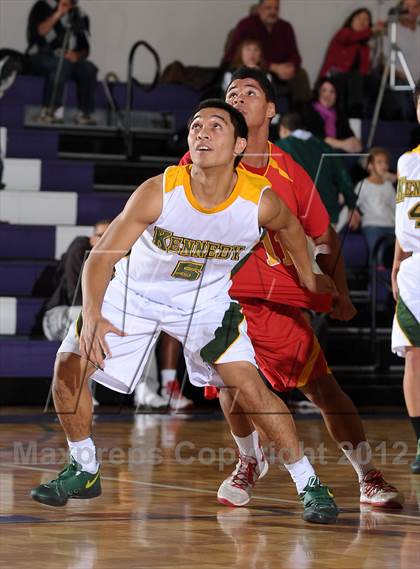 Thumbnail 3 in Chico vs. Kennedy (St. Hope Elite Hoops Classic) photogallery.