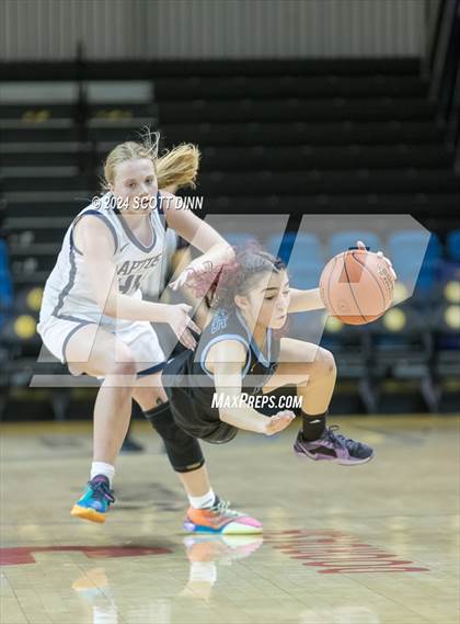 Thumbnail 3 in Aptos vs River City (Santa Cruz Warriors NorCal Invitational) photogallery.