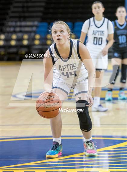 Thumbnail 2 in Aptos vs River City (Santa Cruz Warriors NorCal Invitational) photogallery.