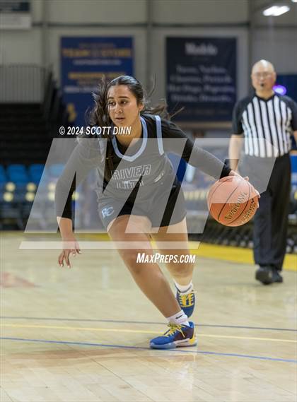 Thumbnail 3 in Aptos vs River City (Santa Cruz Warriors NorCal Invitational) photogallery.