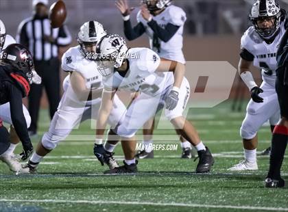 Thumbnail 3 in Victoria West vs Winn (UIL 5A D1 Region 4 Area) photogallery.