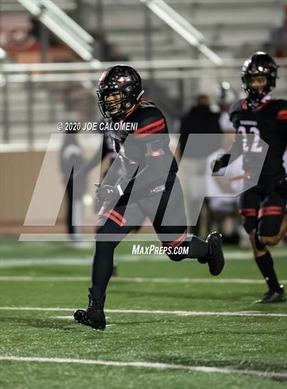 Thumbnail 3 in Victoria West vs Winn (UIL 5A D1 Region 4 Area) photogallery.