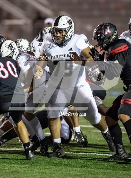 Thumbnail 2 in Victoria West vs Winn (UIL 5A D1 Region 4 Area) photogallery.