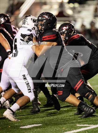 Thumbnail 2 in Victoria West vs Winn (UIL 5A D1 Region 4 Area) photogallery.