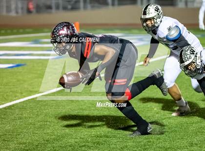 Thumbnail 3 in Victoria West vs Winn (UIL 5A D1 Region 4 Area) photogallery.