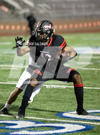 Thumbnail 2 in Victoria West vs Winn (UIL 5A D1 Region 4 Area) photogallery.