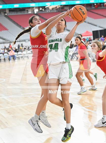 Thumbnail 2 in Seton Catholic vs. Miami (Section 7) photogallery.