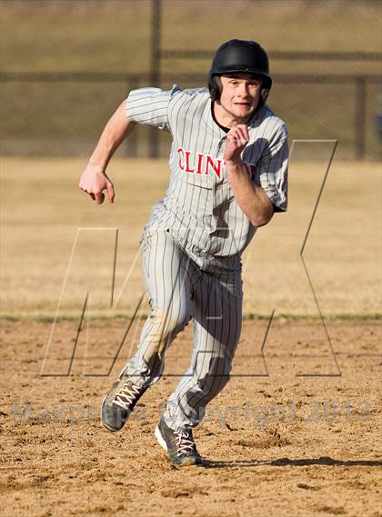 Thumbnail 2 in Clinton vs. Grass Lake photogallery.