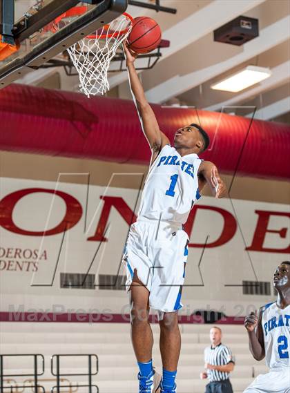 Thumbnail 3 in Manual vs. Alameda (Ponderosa Invitational) photogallery.