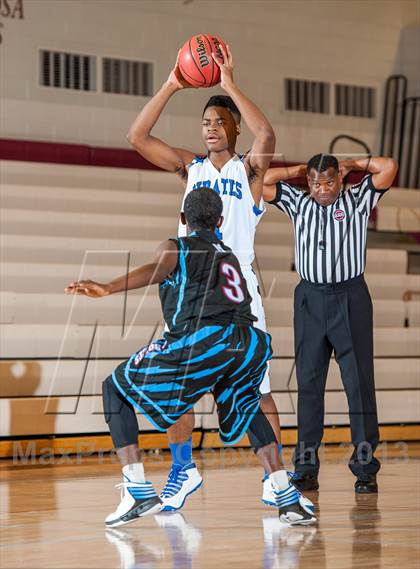 Thumbnail 3 in Manual vs. Alameda (Ponderosa Invitational) photogallery.