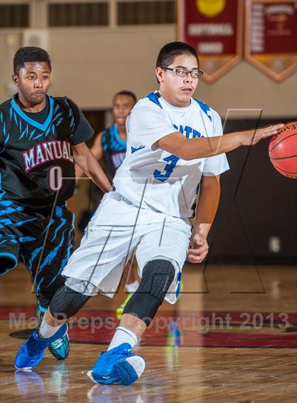 Thumbnail 3 in Manual vs. Alameda (Ponderosa Invitational) photogallery.