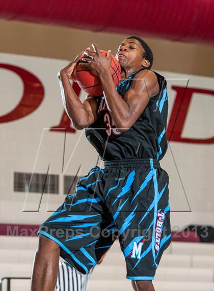 Thumbnail 1 in Manual vs. Alameda (Ponderosa Invitational) photogallery.