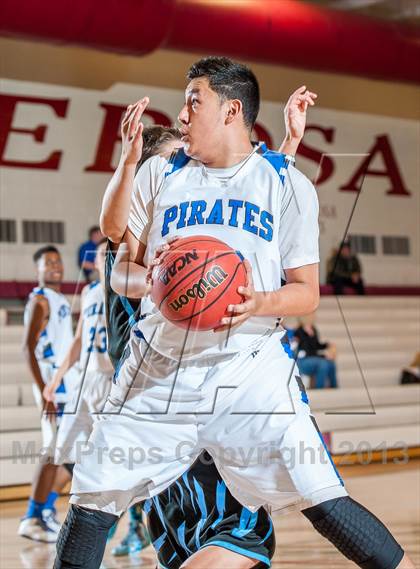 Thumbnail 3 in Manual vs. Alameda (Ponderosa Invitational) photogallery.