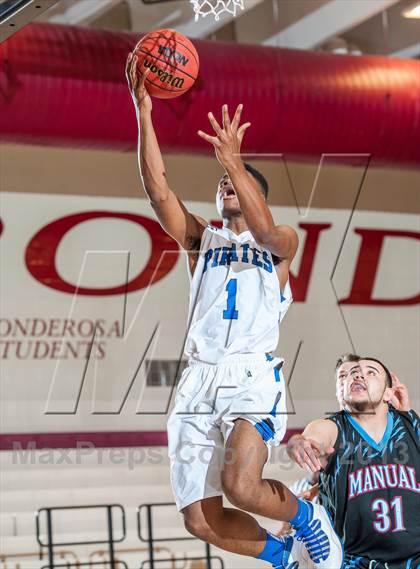 Thumbnail 2 in Manual vs. Alameda (Ponderosa Invitational) photogallery.