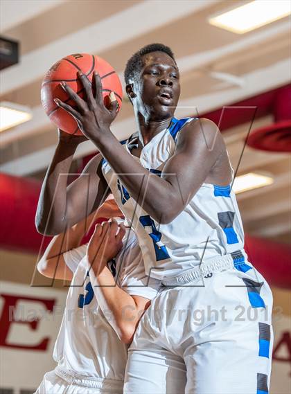 Thumbnail 3 in Manual vs. Alameda (Ponderosa Invitational) photogallery.