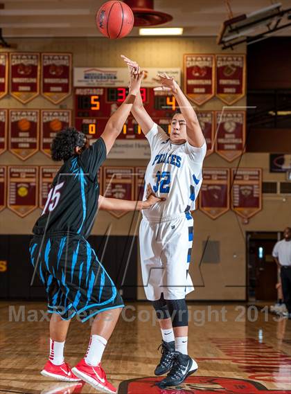 Thumbnail 3 in Manual vs. Alameda (Ponderosa Invitational) photogallery.