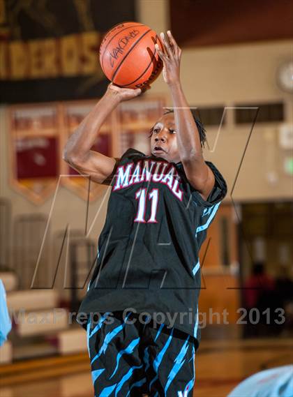 Thumbnail 1 in Manual vs. Alameda (Ponderosa Invitational) photogallery.