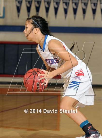 Thumbnail 3 in River City vs. Christian Brothers (Christian Brothers Holiday Classic) photogallery.