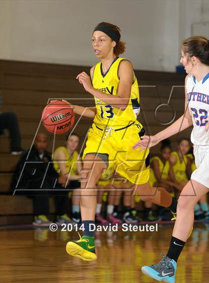 Thumbnail 3 in River City vs. Christian Brothers (Christian Brothers Holiday Classic) photogallery.