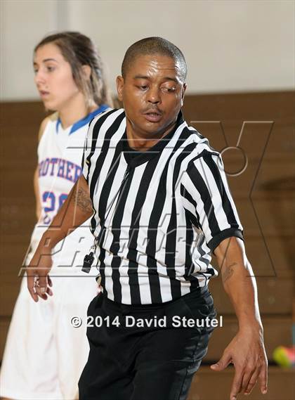 Thumbnail 2 in River City vs. Christian Brothers (Christian Brothers Holiday Classic) photogallery.