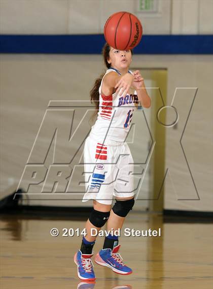 Thumbnail 2 in River City vs. Christian Brothers (Christian Brothers Holiday Classic) photogallery.