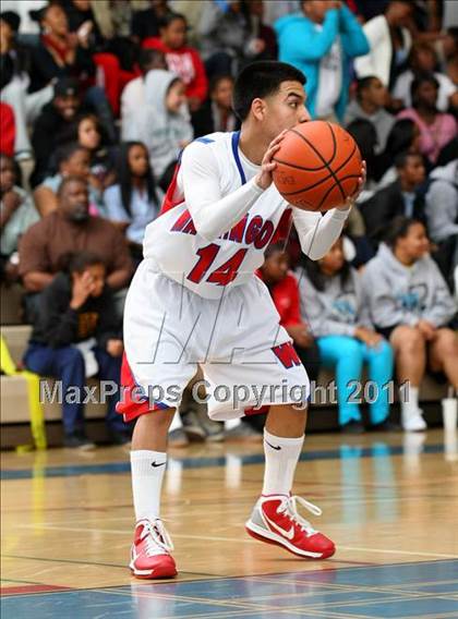 Thumbnail 2 in Dorsey vs. Washington (CIF LACS Playoffs) photogallery.