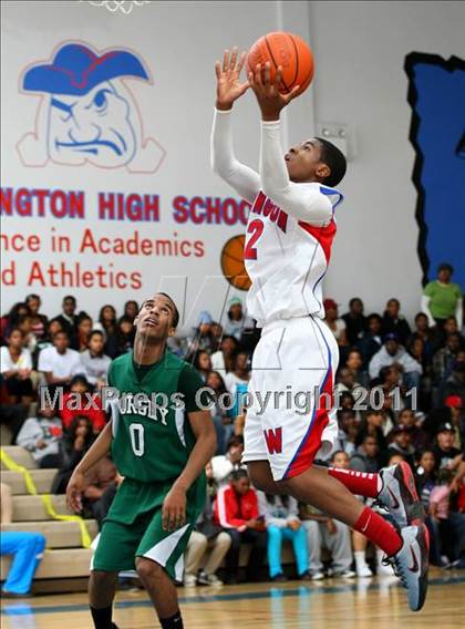 Thumbnail 1 in Dorsey vs. Washington (CIF LACS Playoffs) photogallery.