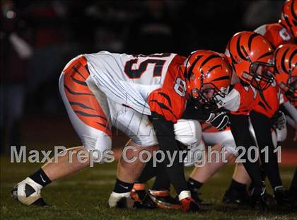 Thumbnail 3 in Herrin @ Effingham (IHSA Class 4A Playoffs - First Round) photogallery.