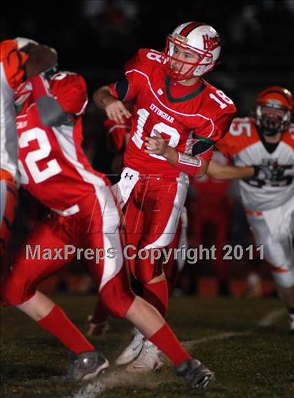Thumbnail 2 in Herrin @ Effingham (IHSA Class 4A Playoffs - First Round) photogallery.