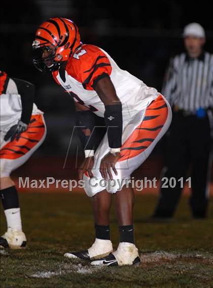 Thumbnail 3 in Herrin @ Effingham (IHSA Class 4A Playoffs - First Round) photogallery.