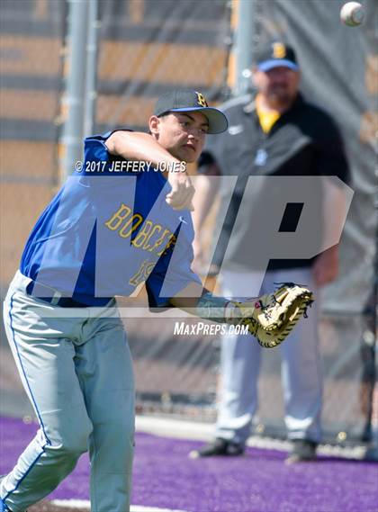 Thumbnail 3 in Bloomfield @ Miyamura photogallery.