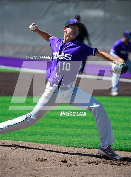 Thumbnail 1 in Bloomfield @ Miyamura photogallery.
