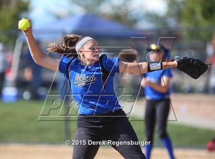 Thumbnail 2 in Grandview vs Fort Collins (CHSAA 5A Championship Round Playoff) photogallery.