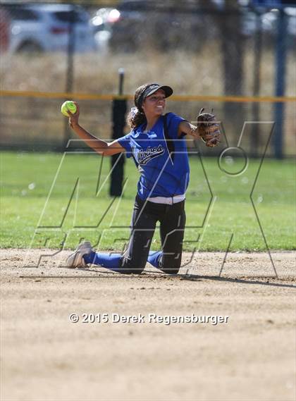Thumbnail 2 in Grandview vs Fort Collins (CHSAA 5A Championship Round Playoff) photogallery.