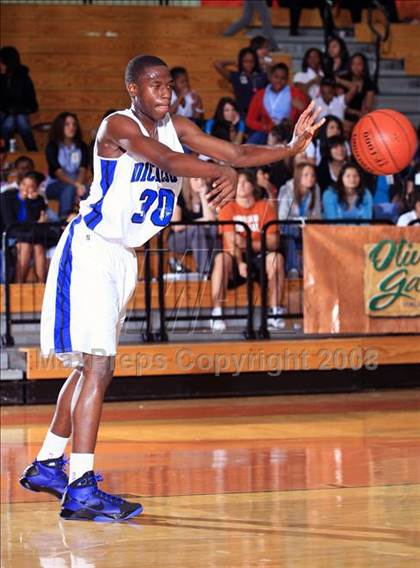 Thumbnail 2 in Dickinson vs. McAllen (McDonald's Texas Invitational) photogallery.