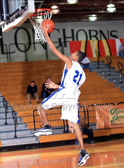 Thumbnail 2 in Dickinson vs. McAllen (McDonald's Texas Invitational) photogallery.