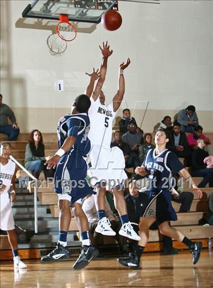 Thumbnail 1 in Newburgh vs. Poly Prep (Harry Jefferson Holiday Showcase) photogallery.