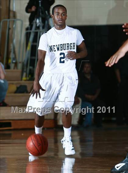 Thumbnail 3 in Newburgh vs. Poly Prep (Harry Jefferson Holiday Showcase) photogallery.