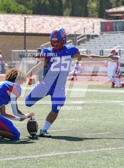 Thumbnail 1 in Serra vs. American Fork photogallery.