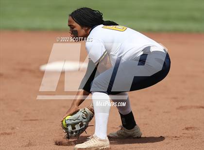 Thumbnail 2 in Lancaster vs Watkins Memorial (OHSAA D1 Regional Final) photogallery.