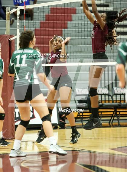 Thumbnail 2 in Wylie vs Caddo Mills photogallery.