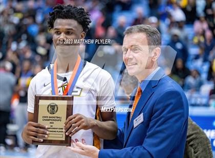 Thumbnail 1 in Farmville Central vs Reidsville (NCHSAA 2A Final - Awards) photogallery.