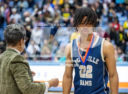 Thumbnail 3 in Farmville Central vs Reidsville (NCHSAA 2A Final - Awards) photogallery.