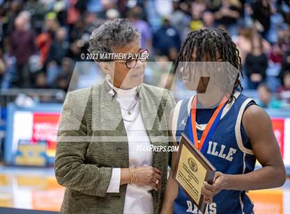 Thumbnail 2 in Farmville Central vs Reidsville (NCHSAA 2A Final - Awards) photogallery.